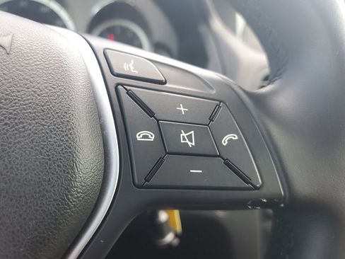 Used 2012 Mercedes-Benz E 350 Cabriolet image 29