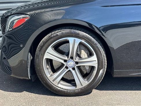 Used 2017 Mercedes-Benz E 300 4MATIC image 12
