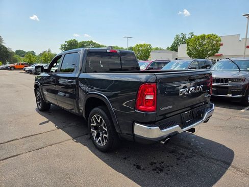Used 2026 RAM 1500 Laramie AWD/4WD image 6