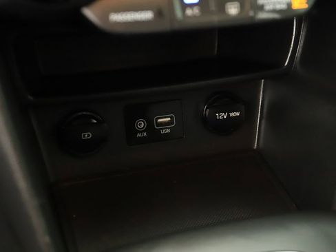Used 2021 Hyundai Kona SEL FWD image 28