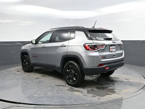 Used 2023 Jeep Compass Trailhawk image 5