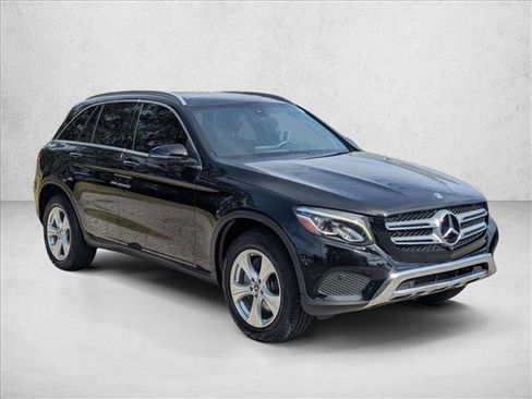 Used 2018 Mercedes-Benz GLC 300 image 3