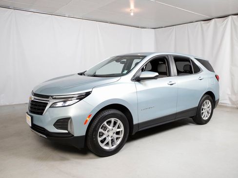 Used 2022 Chevrolet Equinox LT image 19