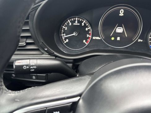 Used 2019 MAZDA MAZDA3 Sedan w/ Preferred Package image 28