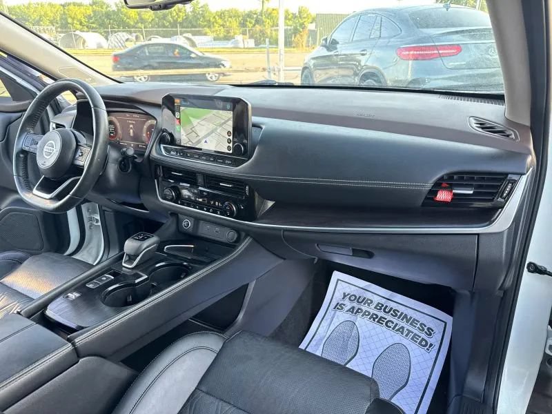 Used 2021 Nissan Rogue Platinum FWD image 48