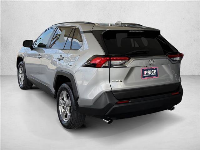 Used 2025 Toyota RAV4 XLE FWD image 3