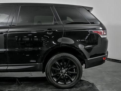 Used 2017 Land Rover Range Rover Sport HSE image 7