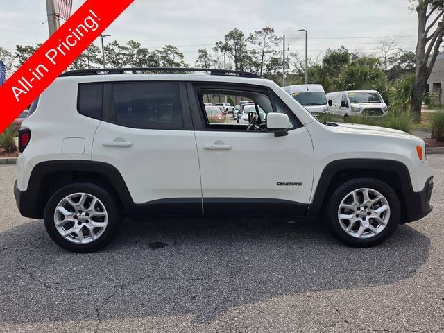 Used 2016 Jeep Renegade Latitude FWD image 6