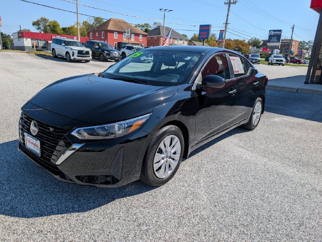 Used 2025 Nissan Sentra S FWD image 1