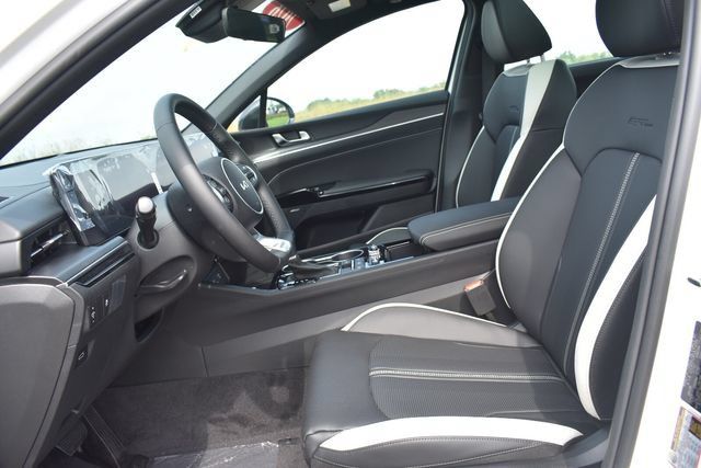 New 2026 Kia K5 GT-Line w/ GT-Line Premium Package FWD image 24