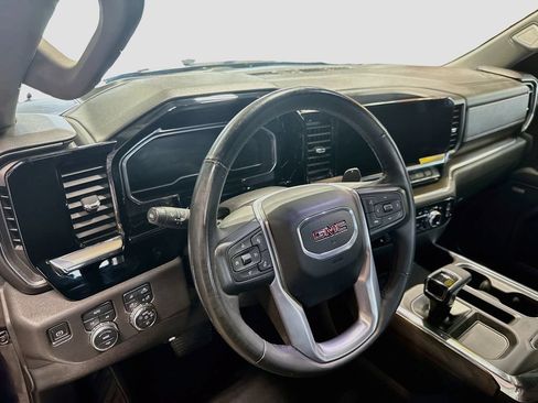 Used 2024 GMC Sierra 1500 SLT w/ SLT Premium Plus Package AWD/4WD image 10