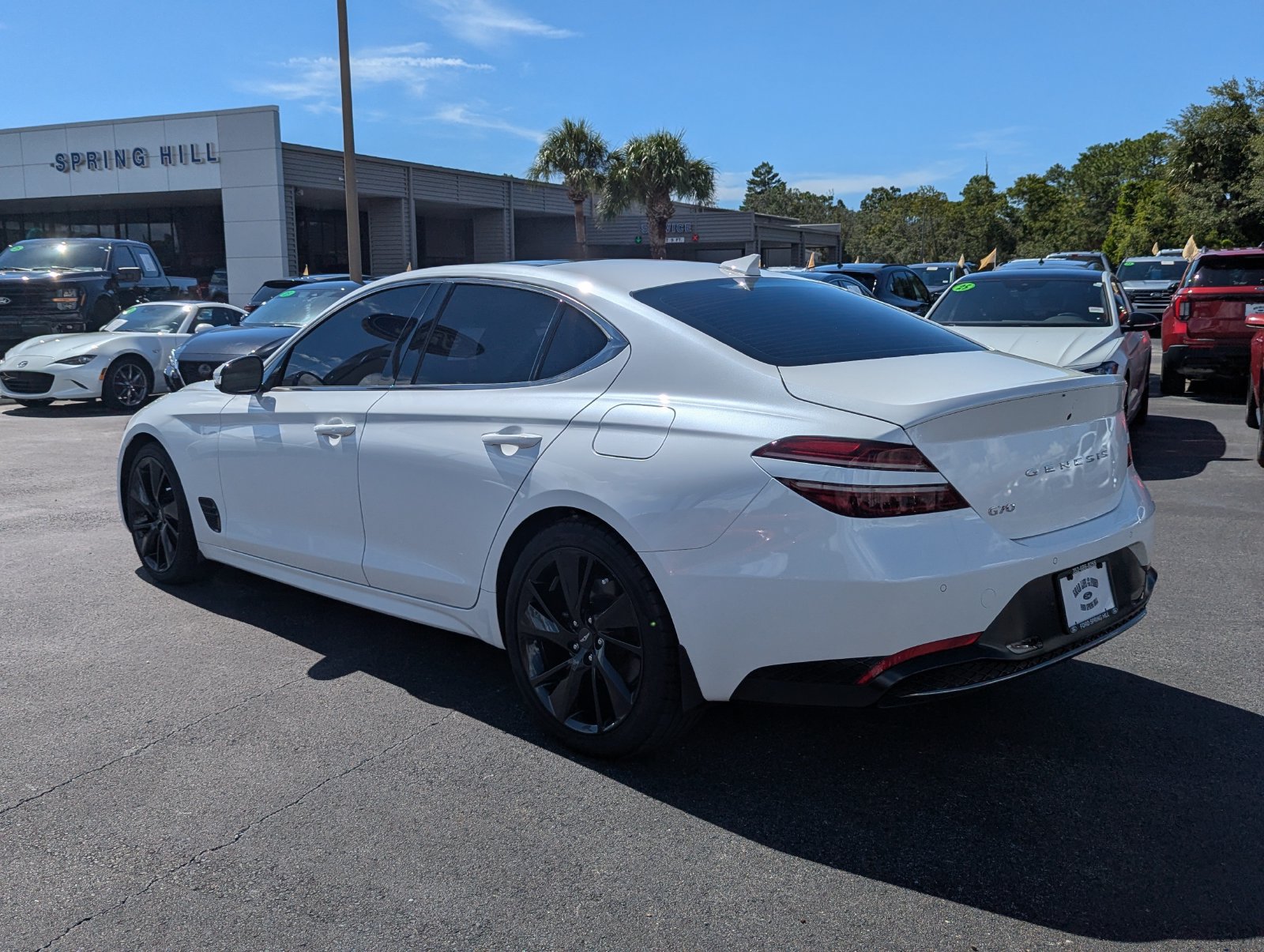 Used 2023 Genesis G70 2.0T w/ Sport Prestige Package RWD image 7