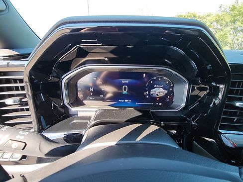 New 2026 Chevrolet Silverado 1500 LTZ w/ Technology Package image 18