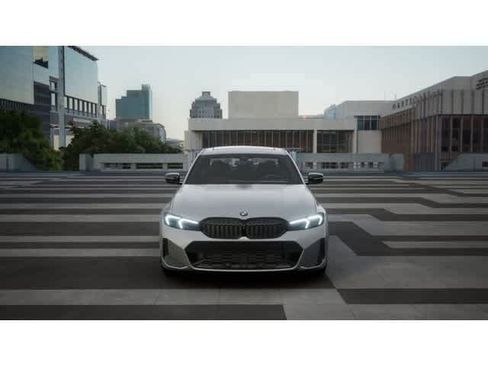 New 2026 BMW 330i Sedan w/ M Sport Package RWD image 3
