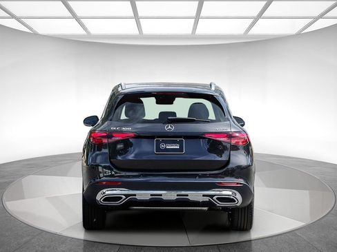 New 2026 Mercedes-Benz GLC 300 4MATIC image 3