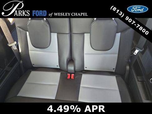 Used 2022 Ford Explorer XLT w/ Equipment Group 202A AWD/4WD image 16
