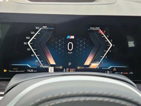 Used 2026 BMW X7 xDrive40i w/ M Sport Package image 10