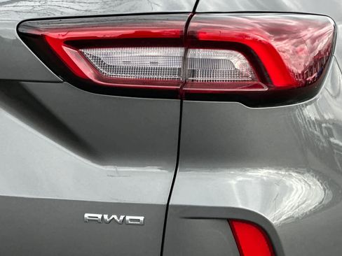 Certified 2025 Ford Escape Platinum image 28