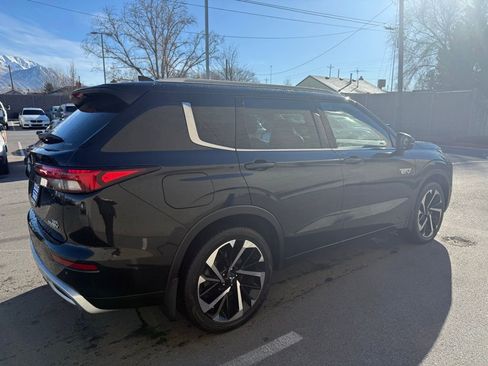 Used 2023 Mitsubishi Outlander SEL 40th Anniversary image 4