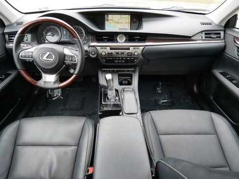 Used 2018 Lexus ES 350 w/ Navigation System Package FWD image 12
