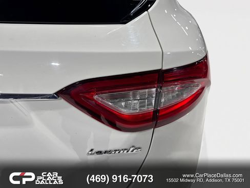 Used 2017 Maserati Levante AWD/4WD image 21