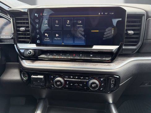 Certified 2023 Chevrolet Silverado 1500 LTZ AWD/4WD image 17