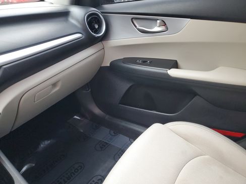 Certified 2023 Kia Forte LXS image 23