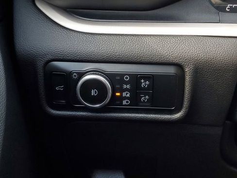 Certified 2023 Ford Explorer XLT w/ Equipment Group 202A image 12