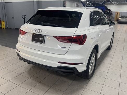 Used 2024 Audi Q3 2.0T Premium w/ Convenience Package AWD/4WD image 5