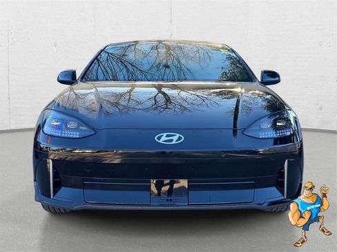 Certified 2024 Hyundai Ioniq 6 SE image 2