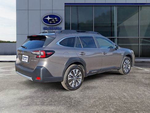 Certified 2023 Subaru Outback Limited image 6