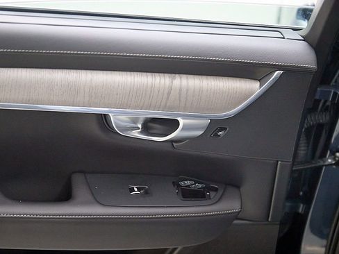 Certified 2023 Volvo S90 B6 Ultimate image 18