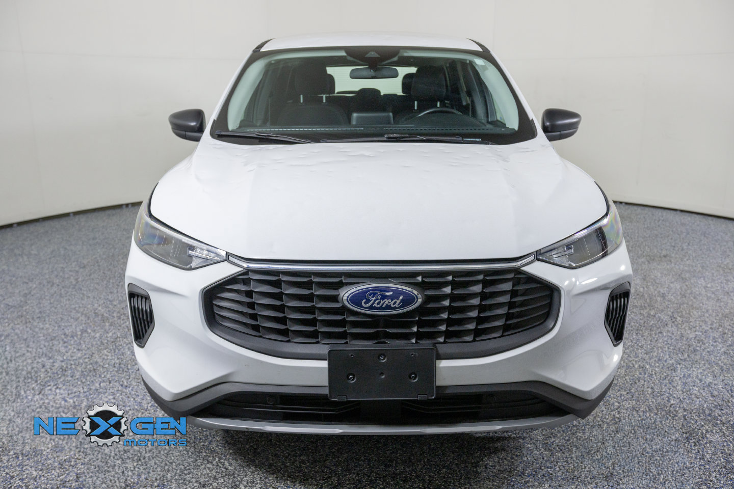 Used 2023 Ford Escape Active AWD/4WD image 3