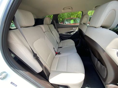 Used 2018 Hyundai Santa Fe Sport w/ 2.4L Value Package 02 FWD image 38