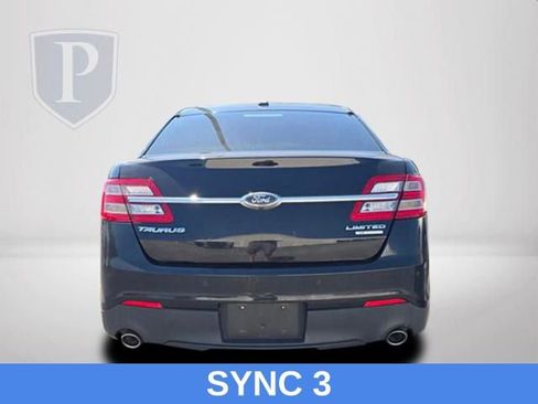 Used 2016 Ford Taurus Limited FWD image 7