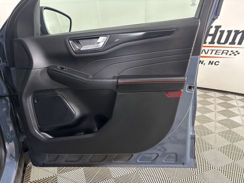 Used 2025 Ford Escape ST-Line FWD image 26