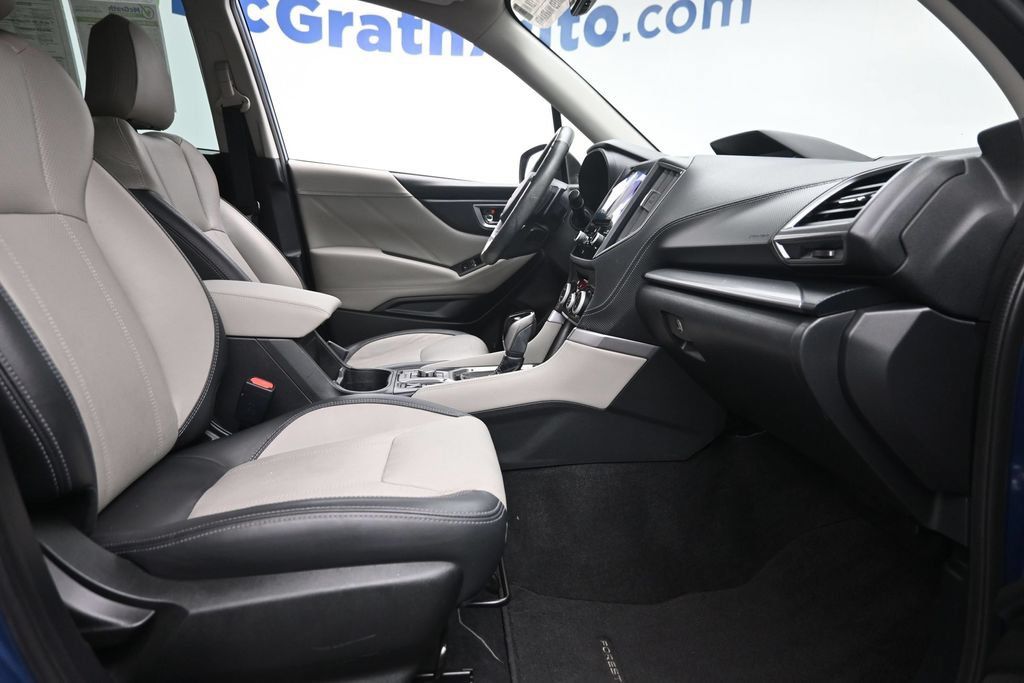 Used 2021 Subaru Forester Limited AWD/4WD image 9