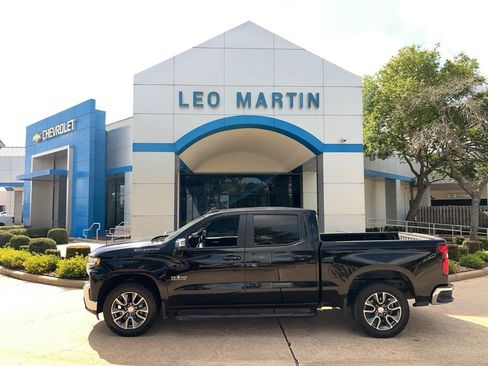 Used 2020 Chevrolet Silverado 1500 LT w/ Texas Edition RWD image 1