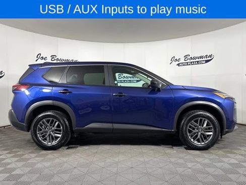 Used 2023 Nissan Rogue S image 5