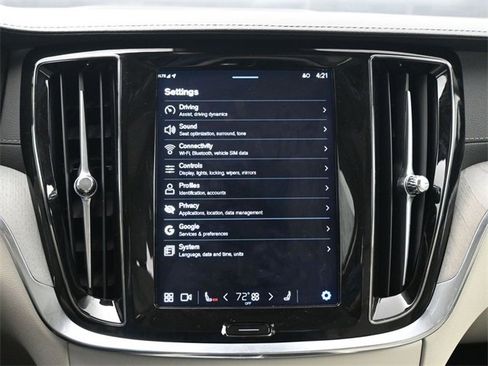 Used 2024 Volvo S60 B5 Ultimate image 15