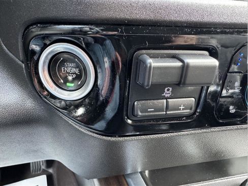 Used 2023 Chevrolet Silverado 1500 High Country w/ Technology Package AWD/4WD image 22