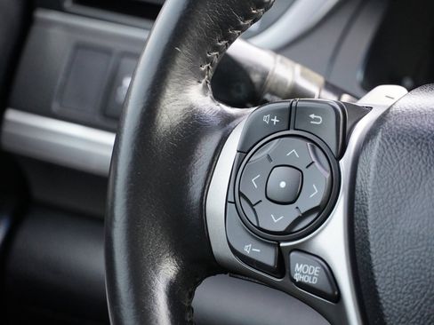 Used 2013 Toyota Camry SE image 29