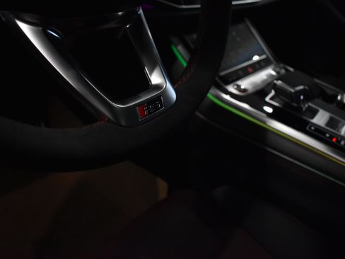 New 2026 Audi RS Q8 performance image 20