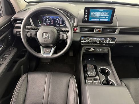 Used 2023 Honda Pilot Elite image 14