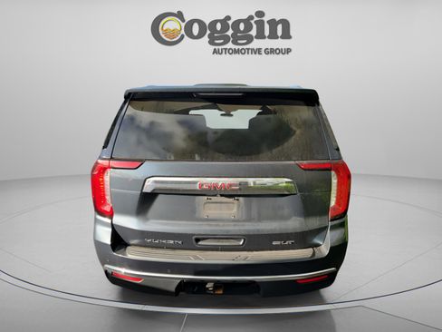 Used 2021 GMC Yukon SLT w/ SLT Premium Package image 4