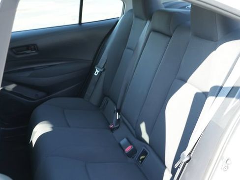 Used 2025 Toyota Corolla LE FWD image 15