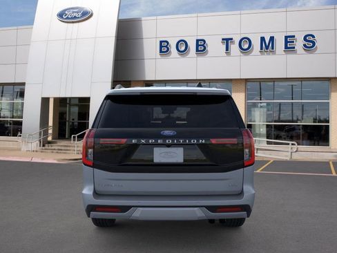New 2026 Ford Expedition Max Platinum image 7