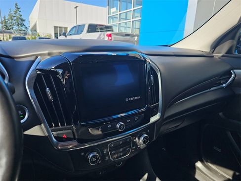 Used 2020 Chevrolet Traverse Premier w/ Redline Edition image 28