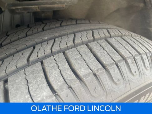 Certified 2021 Ford Explorer XLT w/ Equipment Group 202A AWD/4WD image 33