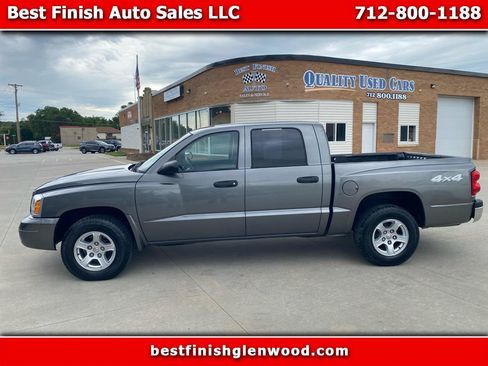 Used 2006 Dodge Dakota SLT AWD/4WD image 1